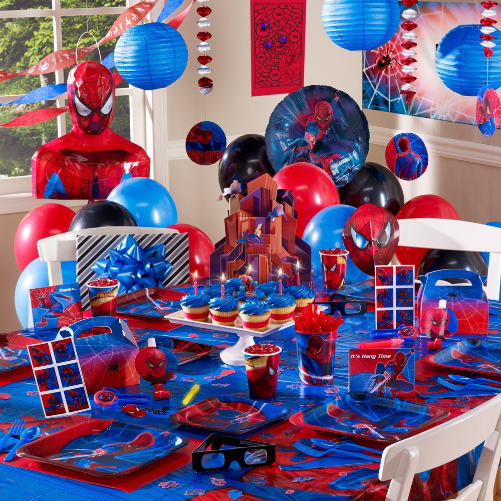 Праздничный стол в стиле Человек-паук